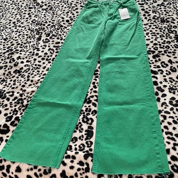 Zara Green Wide Leg Jeans - Picture 6 of 7